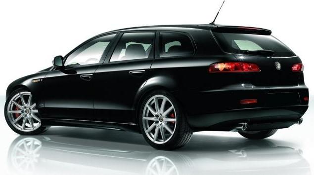 Alfa Romeo 159 - varm italiensk