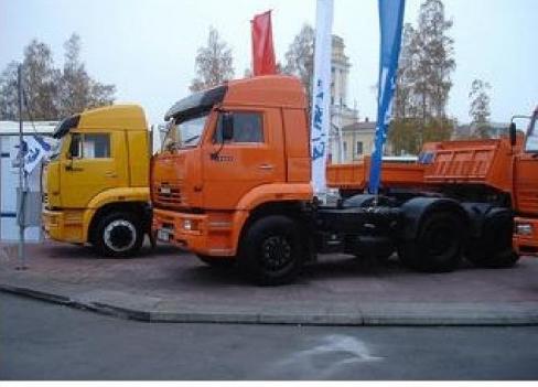 KamAZ 5460 - flagskibet af moderne sadel KamAZ lastbiler.