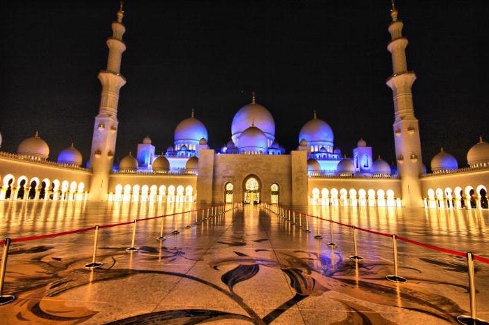 Den store Sheikh Zayed Mosque i Abu Dhabi: Beskrivelse og historie