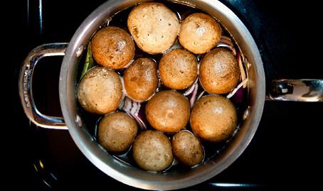 Champignon bouillon. Madlavnings muligheder og anbefalinger