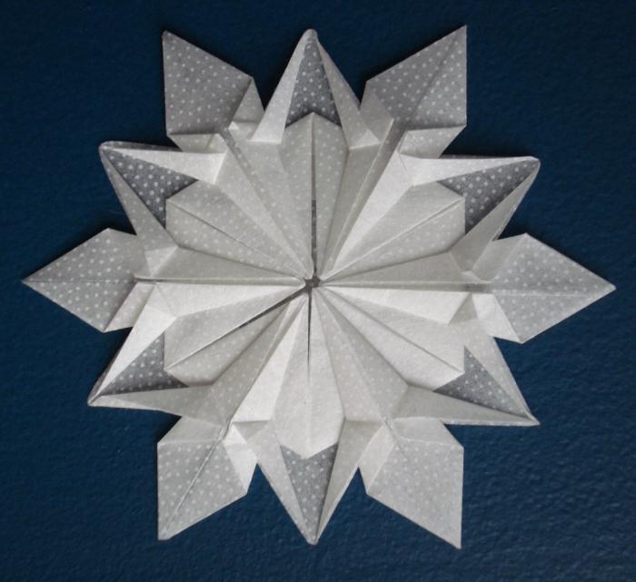 Origami: en snefnug med dine egne hænder