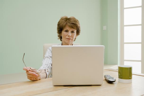 Sådan reduceres skærmen på en computer og laptop?