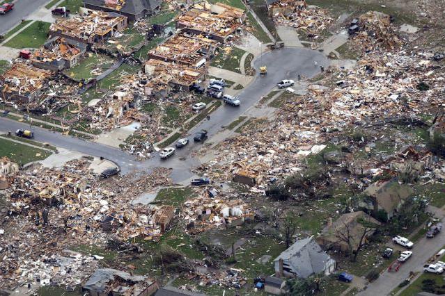 Hvad er forskellen mellem en tornado og en tornado? Hvad er stærkere - en tornado eller en tornado?