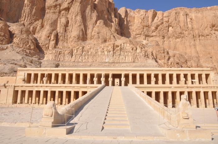 Det gamle egyptiske tempel - perlen af ​​en svunden civilisation