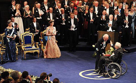 hvem er nobelprispristageren