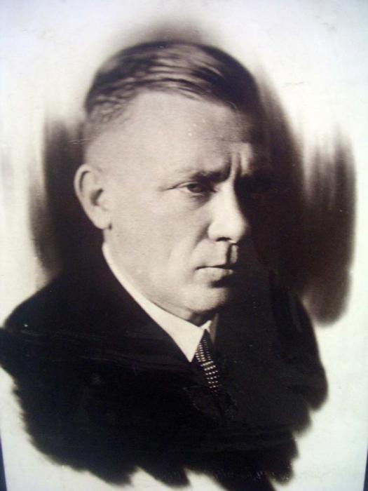 Michail Bulgakov kort biografi