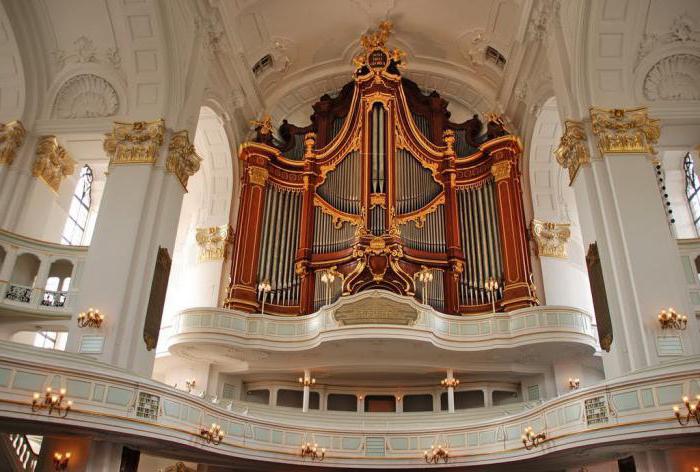 Hamburg, St. Michael's Church: historie, arkitektonisk stil, anmeldelser og beliggenhed