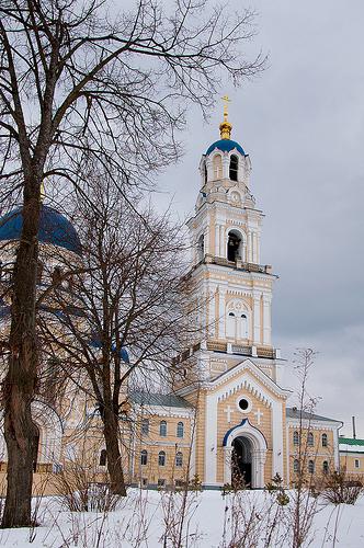 Tikhonov ørkener, Kaluga regionen. Hellige Tikhons ørkener