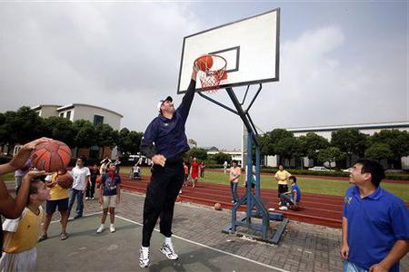 den højeste basketballspiller i verden