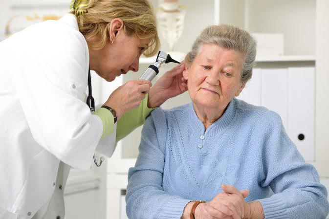 Symptomer og behandling af akut otitis medier hos voksne